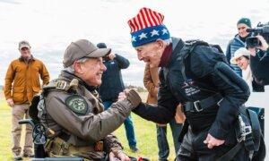 106-Year-Old WWII Veteran Sets Skydiving Record as Gov. Greg Abbott Makes First Jump