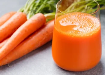 What Drinking Carrot Juice Every Day Does to Your Body