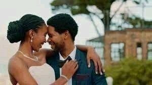 7 Signs of a Woman Who Truly Loves You