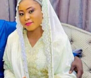 Drama As Newly Wedded Wife Caught Pants Down With Ex-lover After Husband Returns Home Unexpectedly